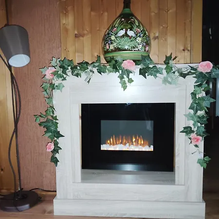 Fleuri Mit Einer Herrlichen Aussicht By Interhome بيت للعطل