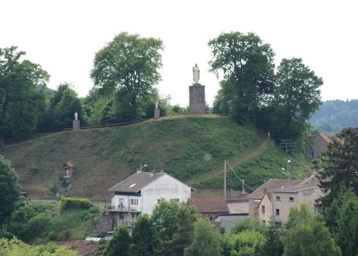 Fleuri Mit Einer Herrlichen Aussicht By Interhome Дом отдыха *