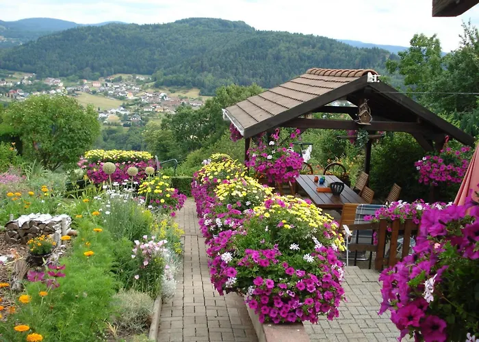 Fleuri Mit Einer Herrlichen Aussicht By Interhome Дом отдыха *